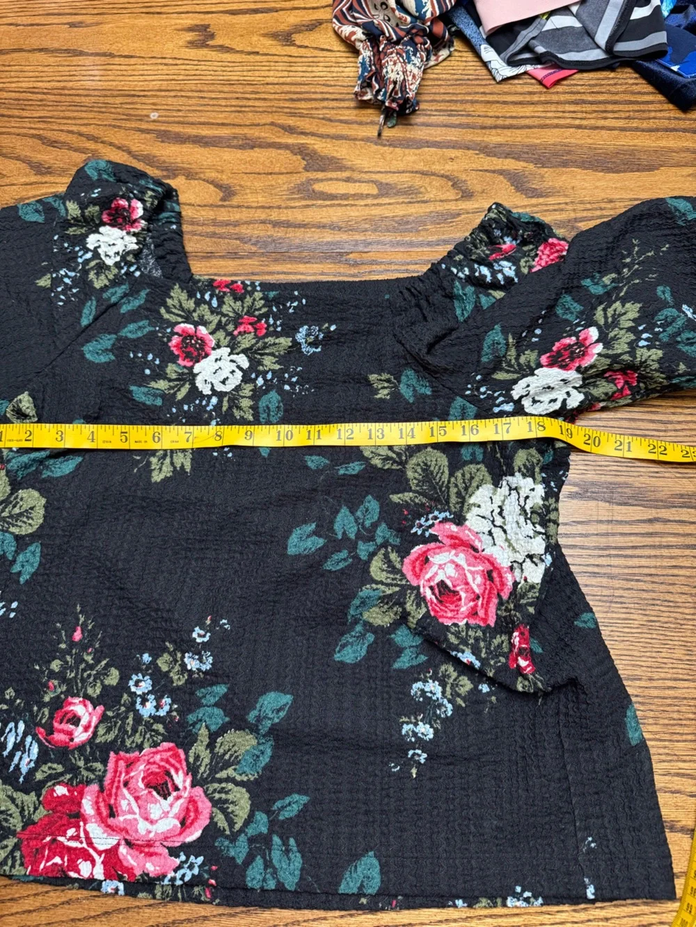 LOFT Black Floral Square Neck Puff Long Sleeve Smocked Cuffs Blouse Top⁠